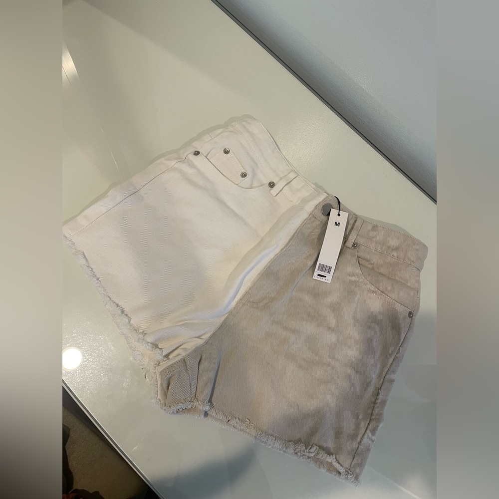 Cream /brown shorts